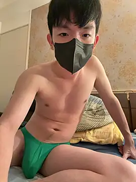 kaikai1335 online show from February 14, 2026, 3:01 pm