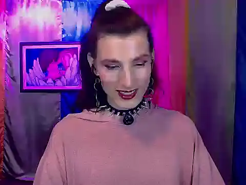 Moira-Hot online show from February 11, 2026, 11:04 pm