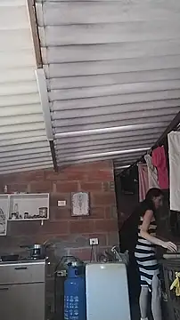 Moira-Hot online show from December 17, 2025, 4:34 pm