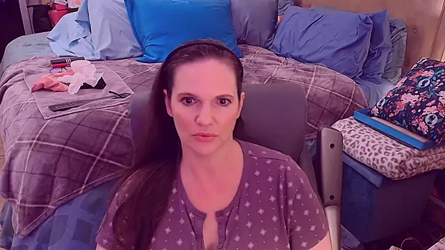 Snapshot of ninajaymes chatting on December 22, 2025, 10:32 pm ninajaymes online show from December 22, 2025, 10:32 pm