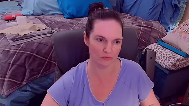 ninajaymes online show from October 25, 2025, 12:21 am