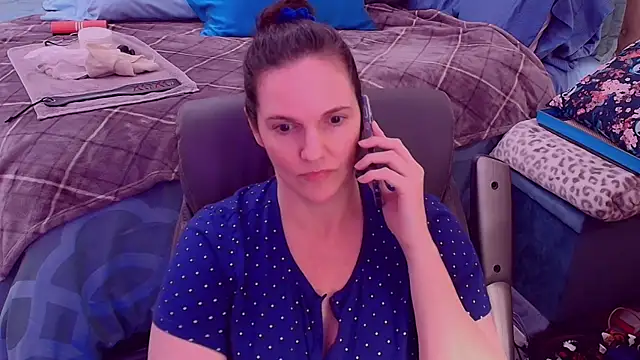 Snapshot of ninajaymes chatting on December 17, 2025, 10:48 pm ninajaymes online show from December 17, 2025, 10:48 pm