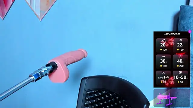 lau-hot online show from October 11, 2025, 9:27 pm