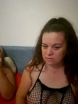 PerleRaree online show from June 24, 2026, 8:50 pm