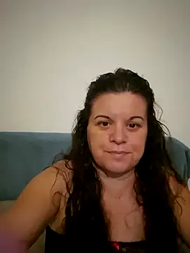 PerleRaree online show from June 27, 2026, 9:10 pm