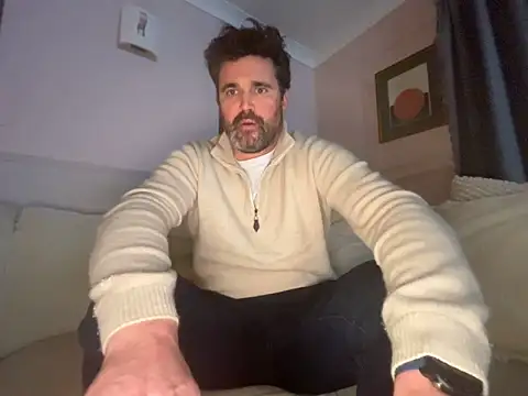 CyprioteWhitefly online show from February 6, 2026, 10:28 pm