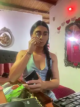 Snapshot of lola_diez chatting on October 11, 2025, 10:22 pm lola diez online show from October 11, 2025, 10:22 pm