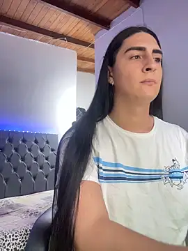 lola diez online show from March 30, 2026, 9:05 pm