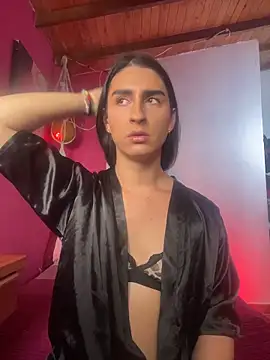 Snapshot of lola_diez chatting on October 14, 2025, 7:25 pm lola diez online show from October 14, 2025, 7:25 pm