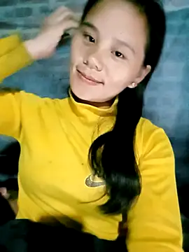 Snapshot of Suni2345 chatting on October 24, 2025, 1:32 pm Suni2345 online show from October 24, 2025, 1:32 pm