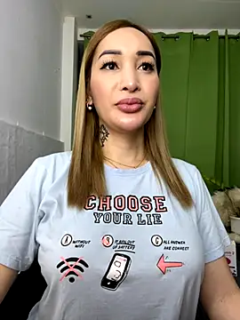 toni 0601 online show from October 13, 2025, 3:41 am