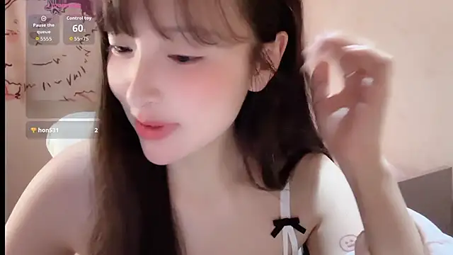 xiaoyun 666 online show from October 17, 2025, 11:17 pm