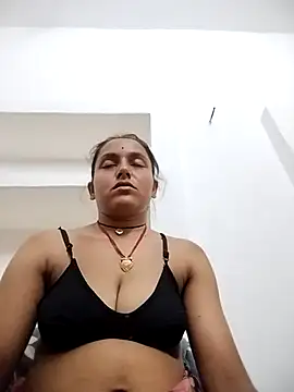 Sonam shinde online show from April 11, 2026, 8:45 pm