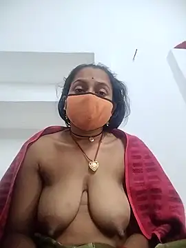 Snapshot of Sonam_shinde chatting on February 18, 2026, 10:28 pm Sonam shinde online show from February 18, 2026, 10:28 pm