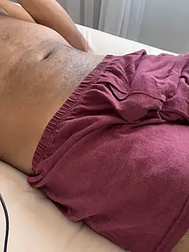 Hiuwee online show from November 1, 2025, 12:32 pm