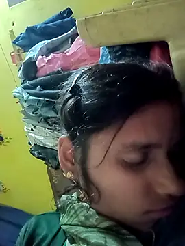 Snapshot of Punam_jindal chatting on December 5, 2025, 3:21 pm Punam jindal online show from December 5, 2025, 3:21 pm