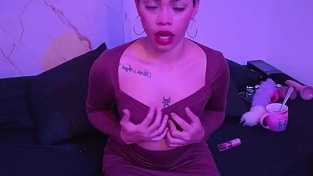 Anny mendes online show from November 20, 2025, 4:24 am