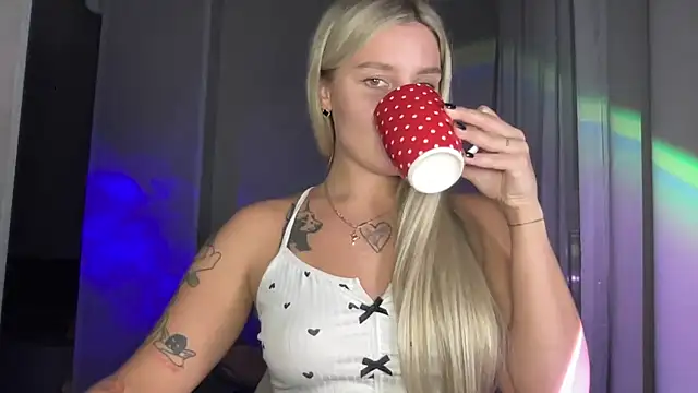 Sasha yourdream online show from September 14, 2025, 7:36 pm