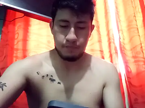 True Di online show from October 7, 2025, 10:11 pm