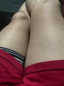 Snapshot of True_Di chatting on December 21, 2025, 3:08 am True Di online show from December 21, 2025, 3:08 am