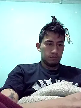 True Di online show from September 14, 2025, 1:39 am