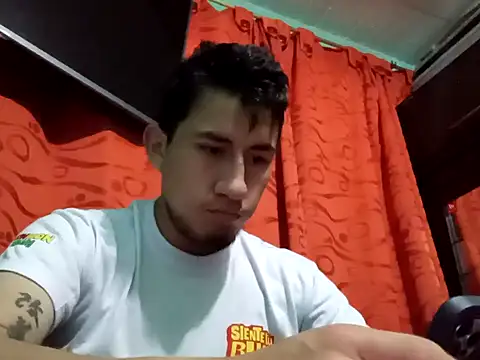 True Di online show from September 21, 2025, 1:11 am