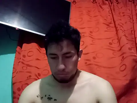 True Di online show from October 7, 2025, 1:17 am