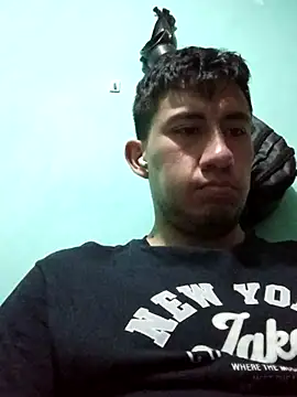 True Di online show from September 10, 2025, 2:21 am