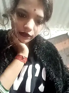 Snapshot of Bebby_Doll chatting on December 19, 2025, 5:10 am Bebby Doll online show from December 19, 2025, 5:10 am