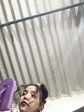 Snapshot of Bebby_Doll chatting on January 7, 2026, 5:34 am Bebby Doll online show from January 7, 2026, 5:34 am