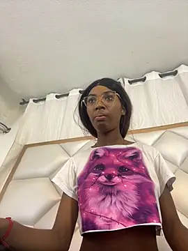 MarianRosse online show from December 4, 2025, 2:05 pm