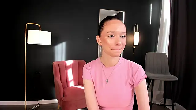 daily glam online show from September 30, 2025, 12:33 pm