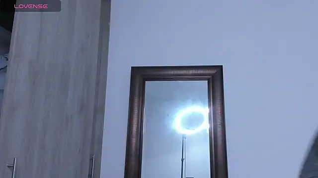 KingLevi01 online show from October 17, 2025, 10:00 pm