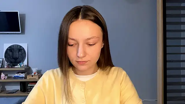 Snapshot of SoulHiperAgne_ chatting on November 11, 2025, 2:12 pm SoulHiperAgne online show from November 11, 2025, 2:12 pm