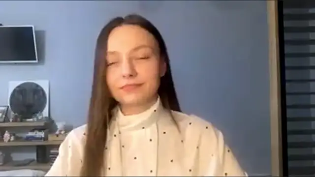 Snapshot of SoulHiperAgne_ chatting on December 4, 2025, 3:00 pm SoulHiperAgne online show from December 4, 2025, 3:00 pm