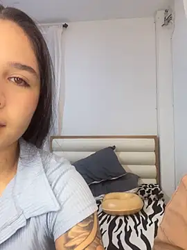 Sweet and Rous0 online show from September 12, 2025, 3:39 am