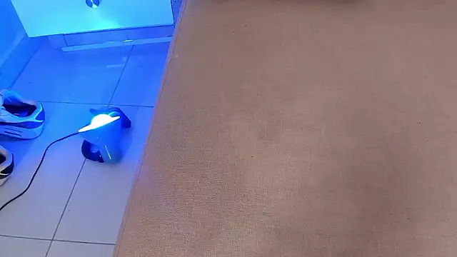 Ambeer fox  online show from February 23, 2026, 7:58 pm