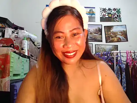 filipina beauty online show from November 30, 2025, 6:09 pm