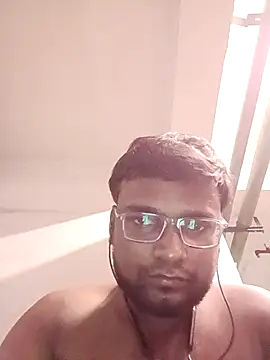 shahrukh81081 online show from September 25, 2025, 2:39 am