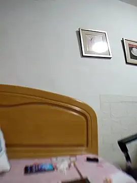  KaiXin  online show from November 14, 2025, 8:23 pm