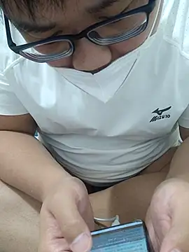 Snapshot of _KaiXin_ chatting on September 28, 2025, 1:51 pm KaiXin online show from September 28, 2025, 1:51 pm
