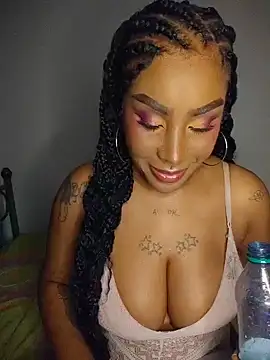 Queen Amara online show from July 5, 2026, 4:19 am
