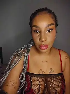 Queen Amara online show from June 25, 2026, 4:21 am