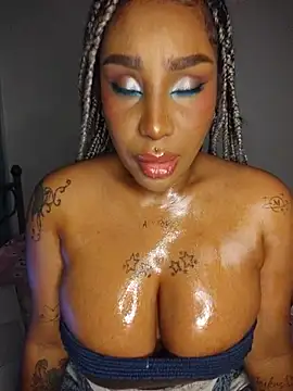 Queen Amara online show from July 3, 2026, 4:08 am