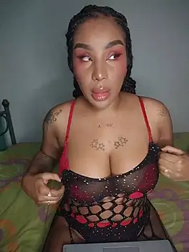 Queen Amara online show from July 8, 2026, 4:35 am