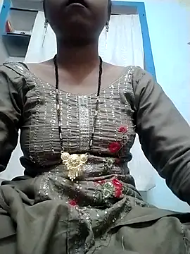 Snapshot of Komal-Rajput chatting on September 19, 2025, 9:46 am Komal-Rajput online show from September 19, 2025, 9:46 am