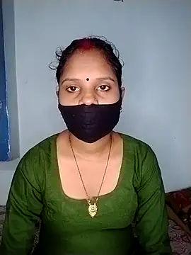 Snapshot of Komal-Rajput chatting on October 31, 2025, 6:10 am Komal-Rajput online show from October 31, 2025, 6:10 am