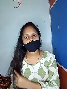 Komal-Rajput online show from November 10, 2025, 1:16 pm