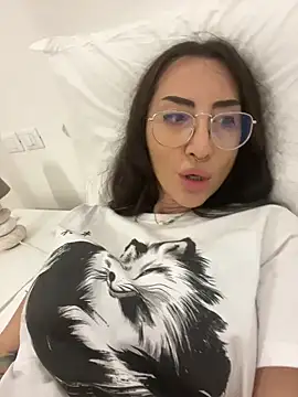 Snapshot of nikkaanderic chatting on January 13, 2026, 12:42 pm nikkaanderic online show from January 13, 2026, 12:42 pm