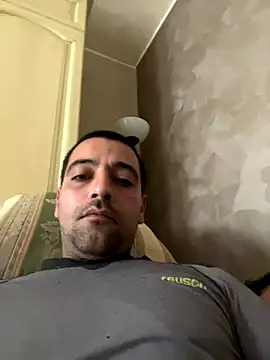 Snapshot of darkparadi chatting on October 3, 2025, 2:29 pm darkparadi online show from October 3, 2025, 2:29 pm